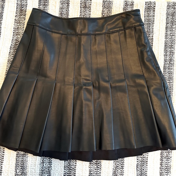 Abercrombie & Fitch Dresses & Skirts - NWT vegan A&F mini skirt Abercrombie
